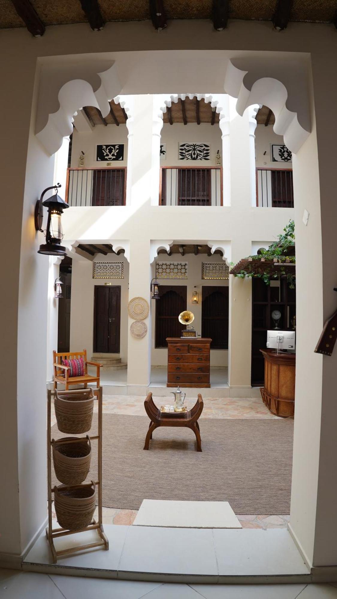 Hyba Heritage Hotel Dubai Exterior photo
