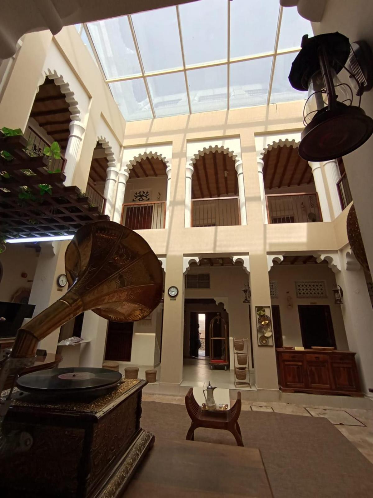 Hyba Heritage Hotel Dubai Exterior photo